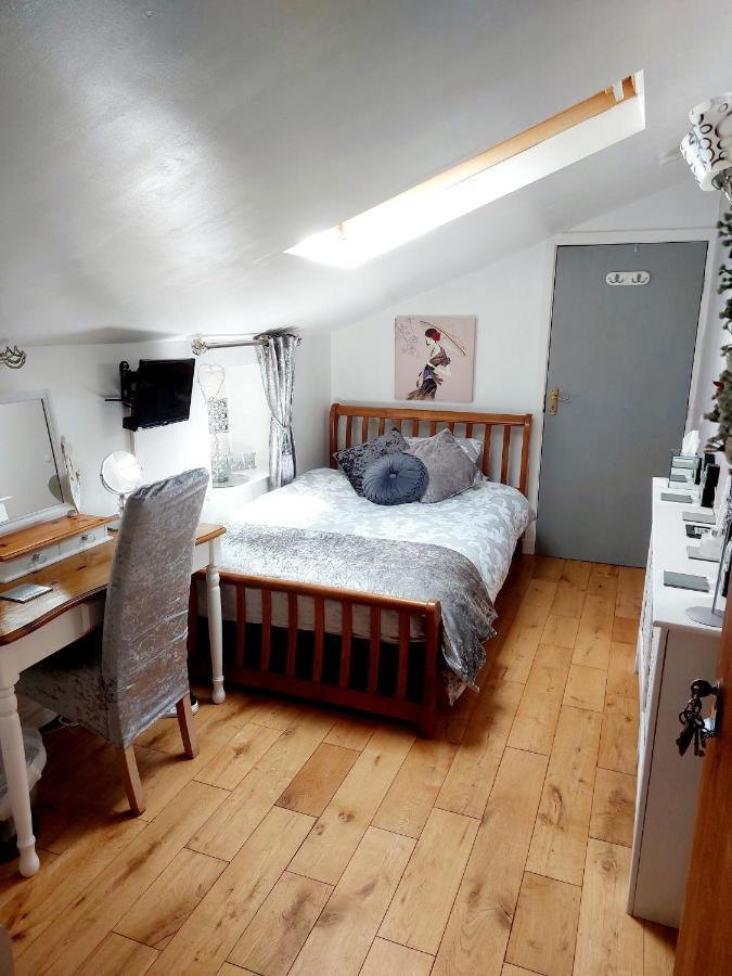 Broadlea Of Robgill Country Cottage Accommodation Bed and breakfast